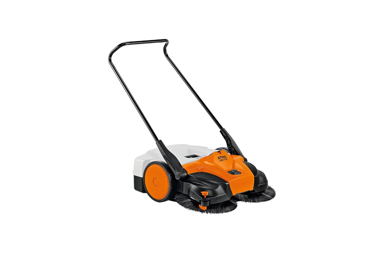Baterijski čistač sa rotacionim četkama STIHL KGA 770 iz AP sistema